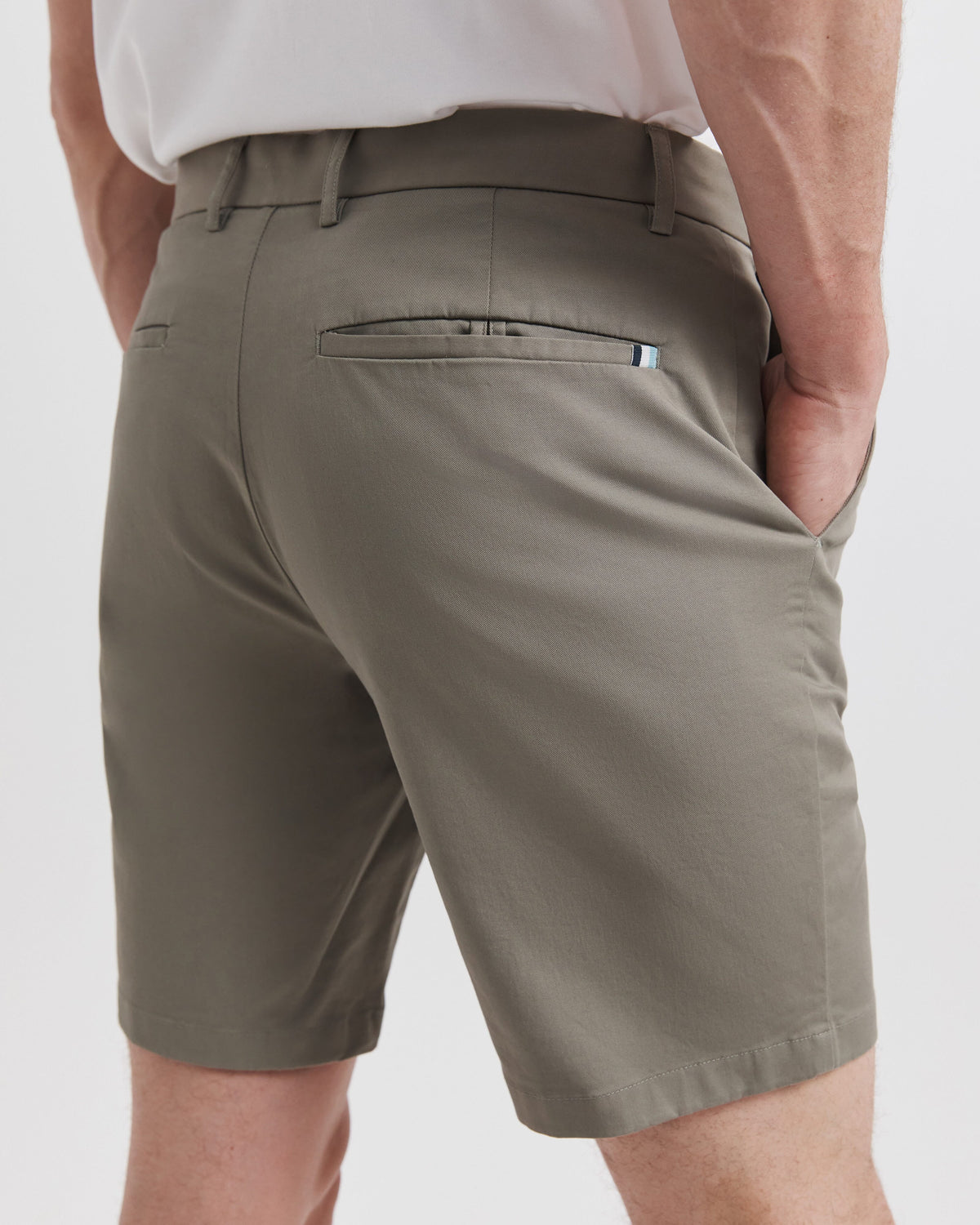 Mills Stretch Short