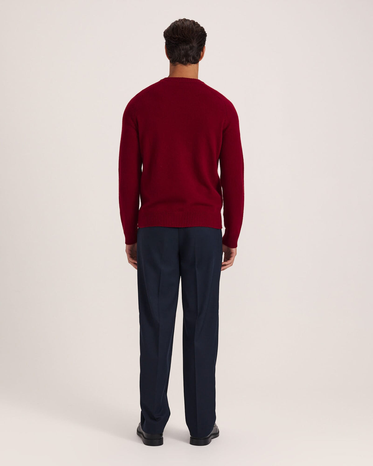 Solo Wool V Neck Knit