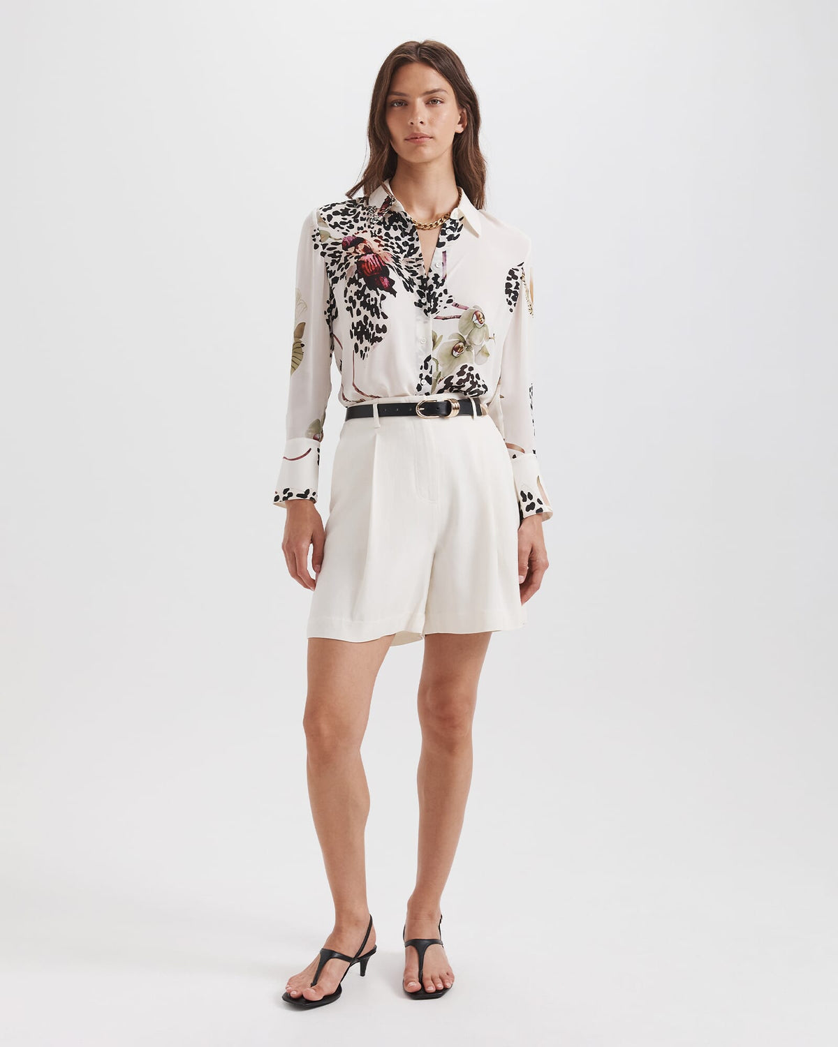 Zuri Pleat Front Short