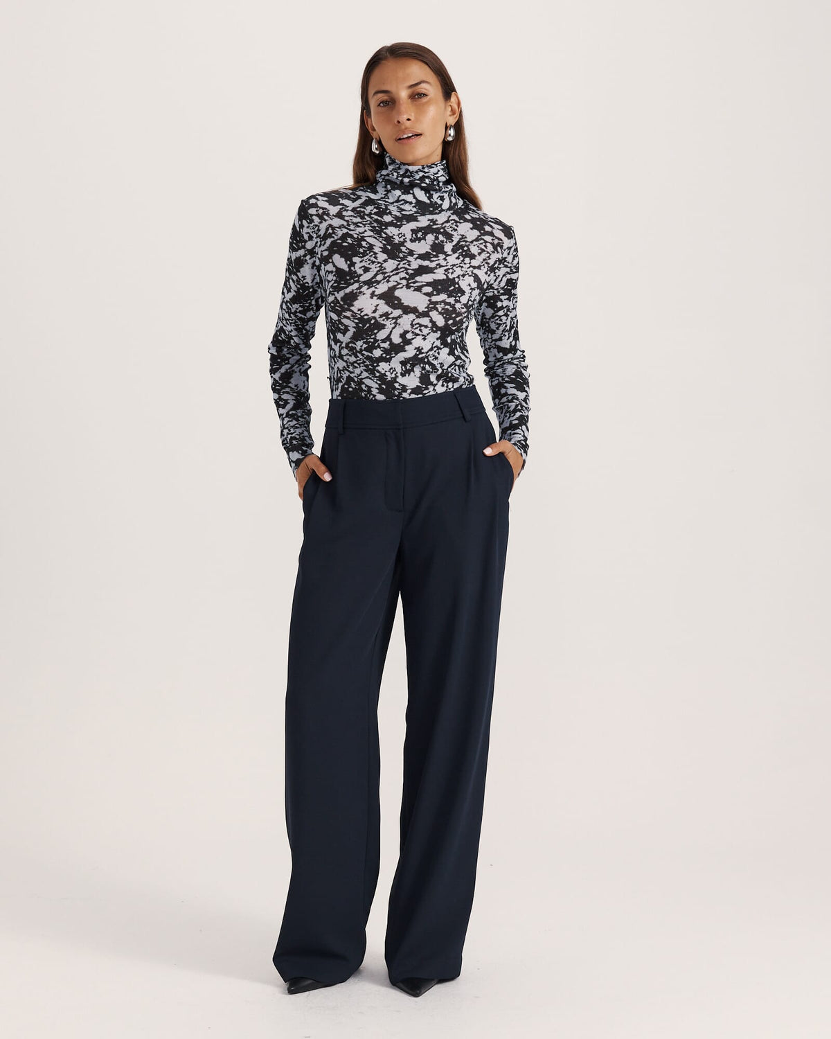 Dharma Tailored Wide Leg Pant