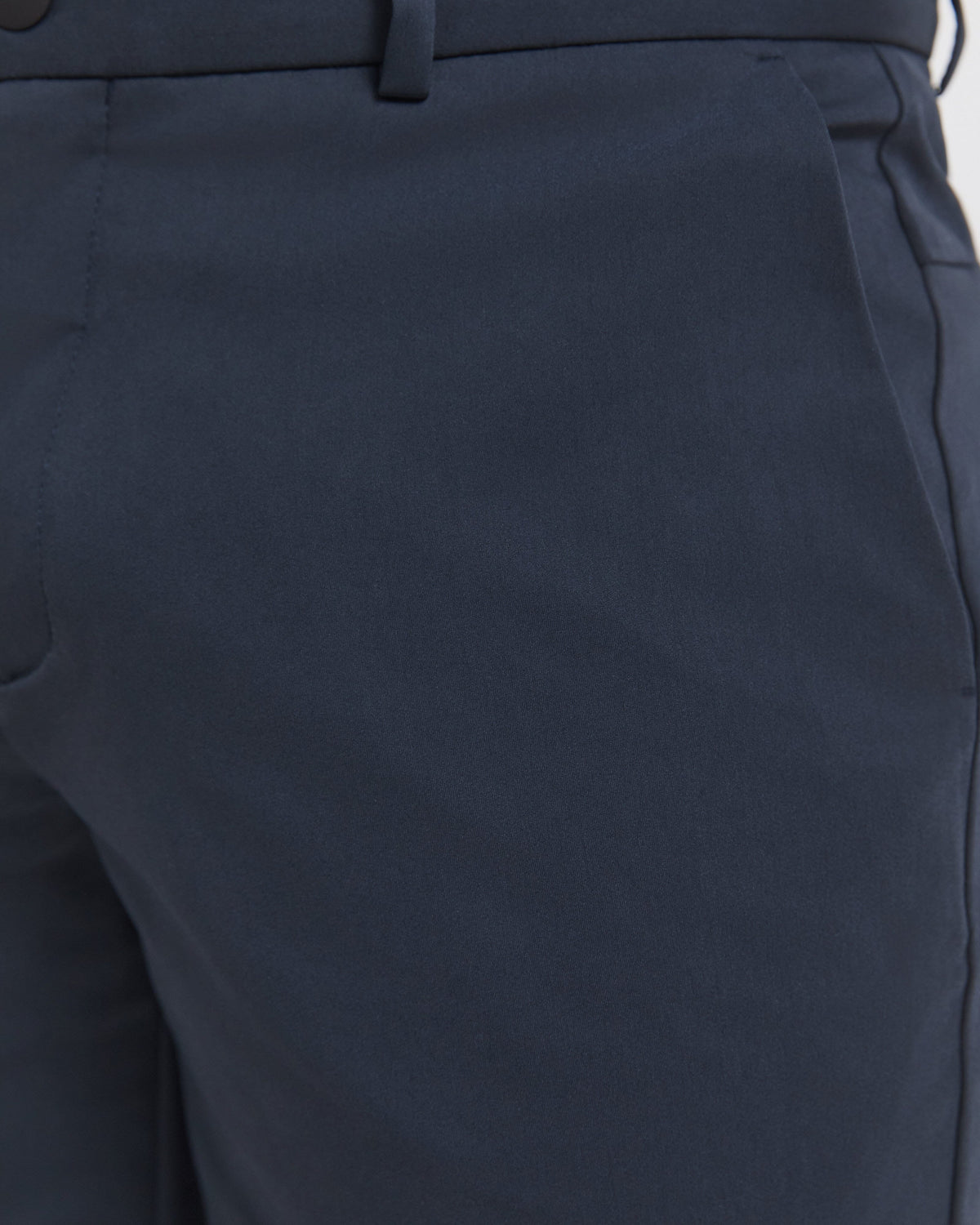 Judd Regular Short
