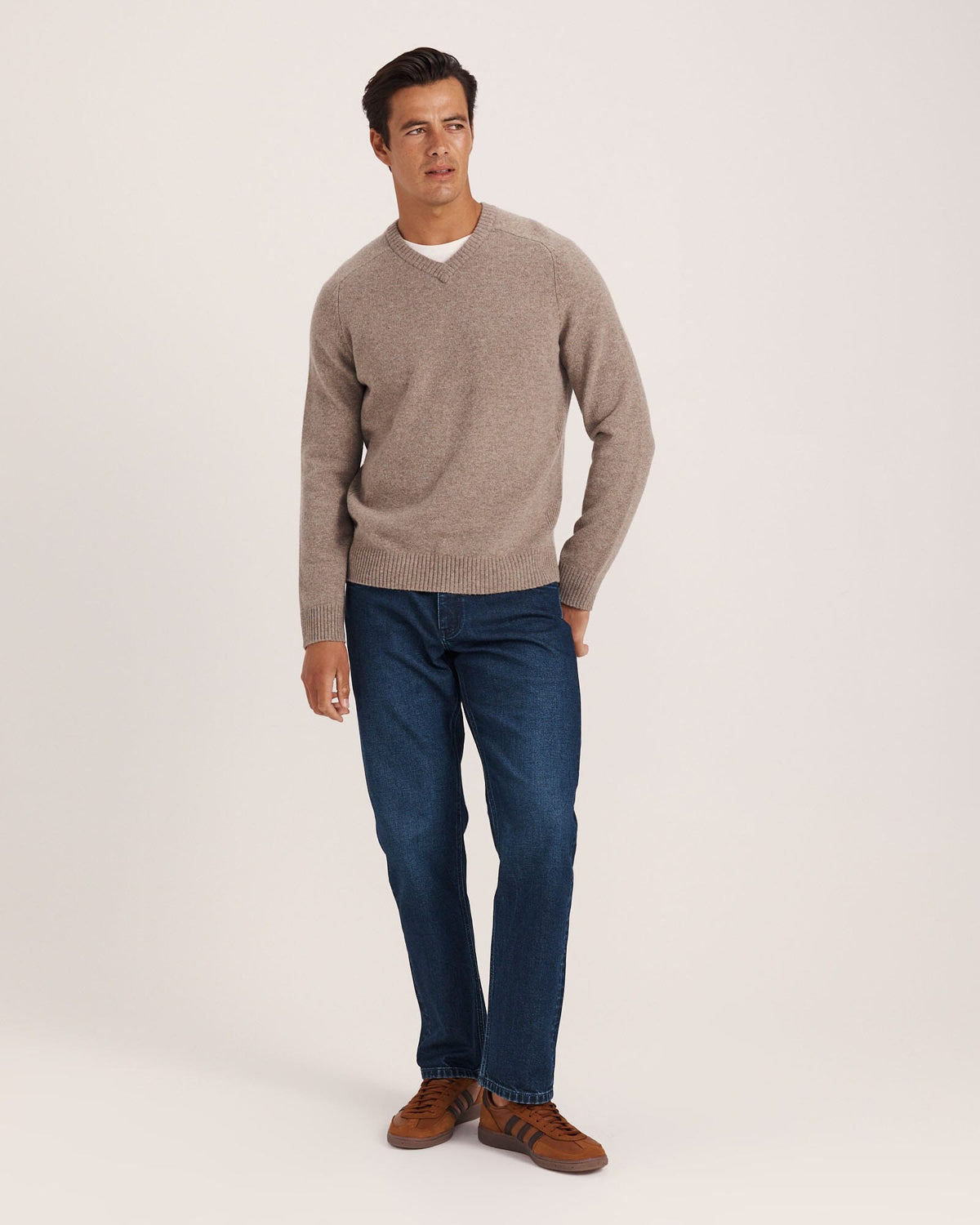 Solo Wool V Neck Knit