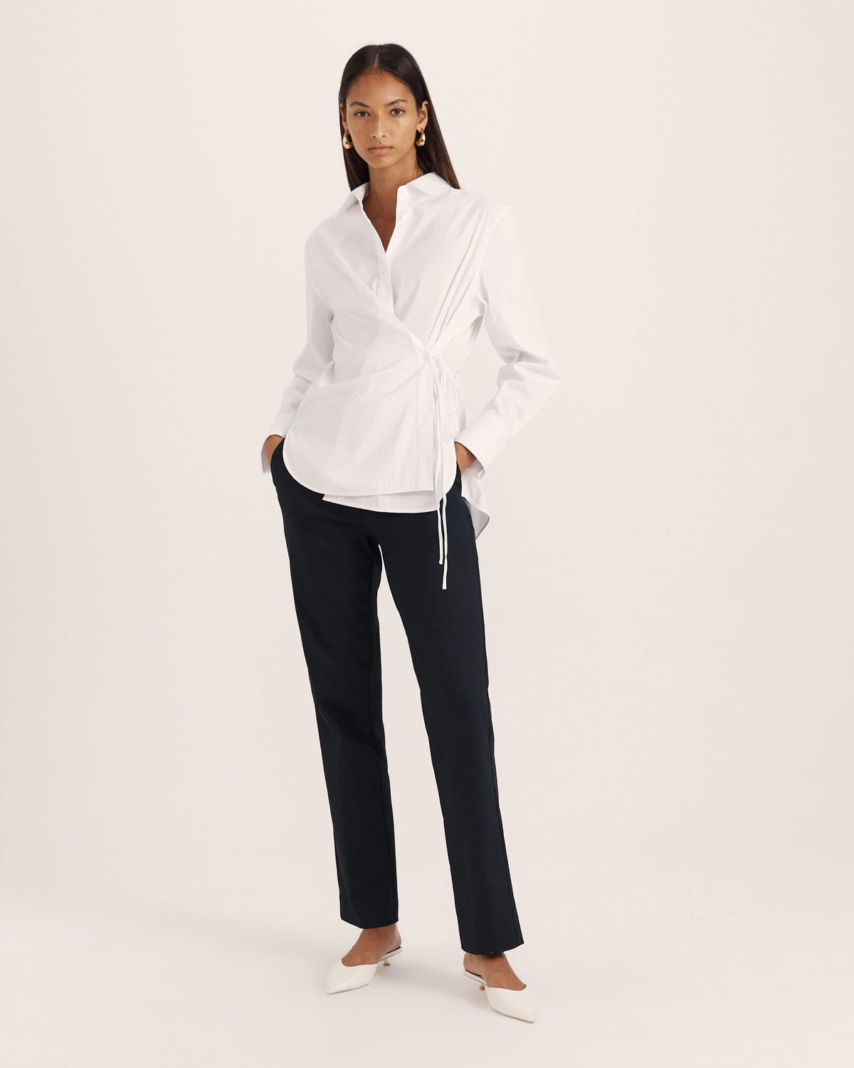 Tia Slim Leg Pant
