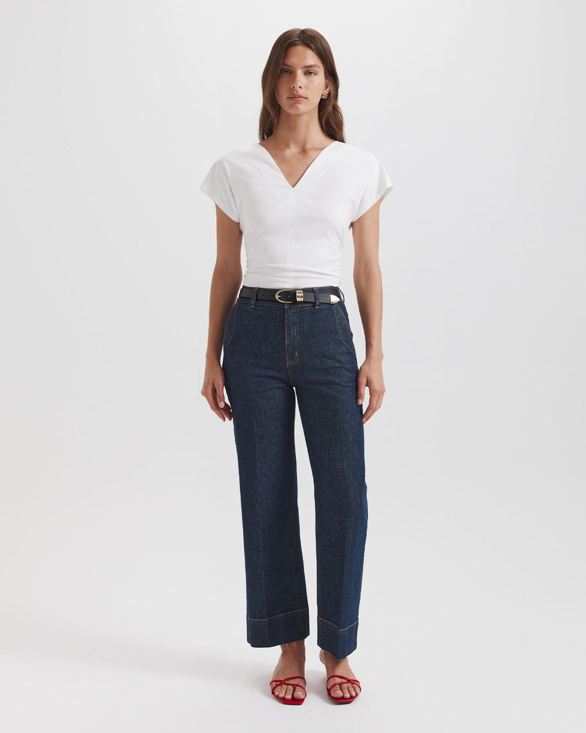 Dana V Neck Tee