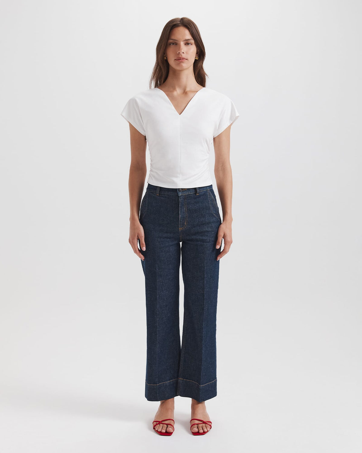 Dana V Neck Tee