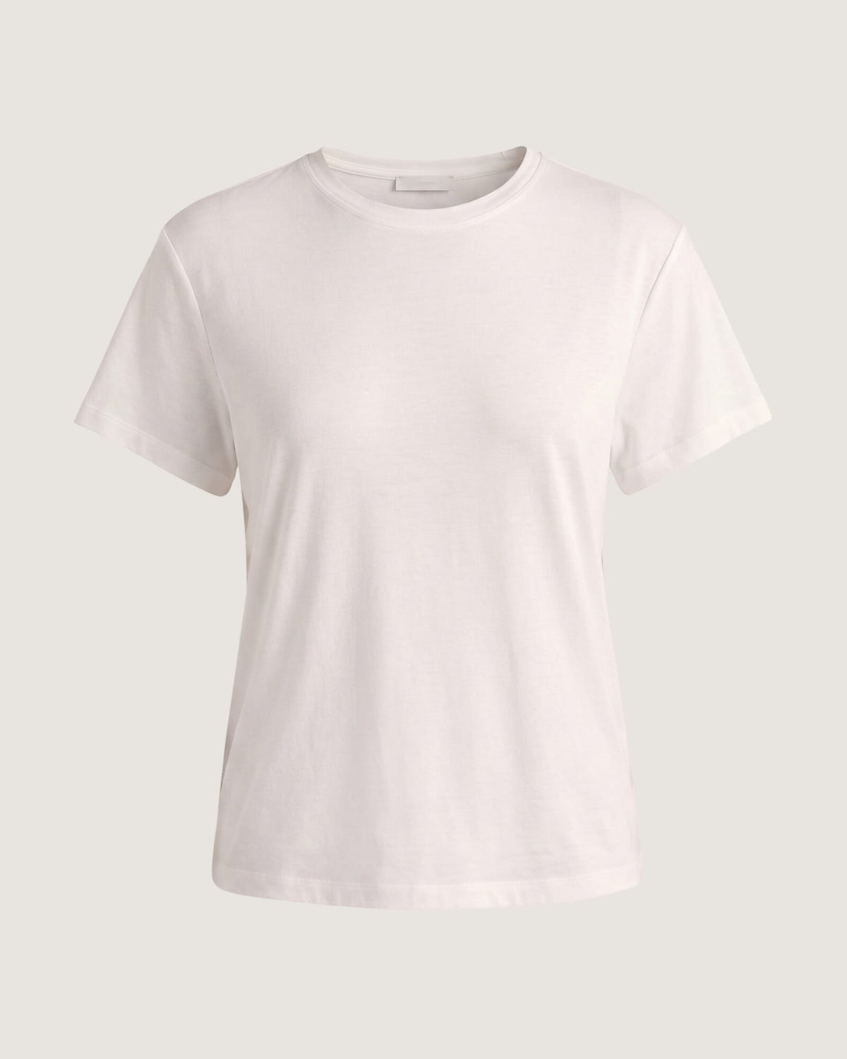 Antonia Tee