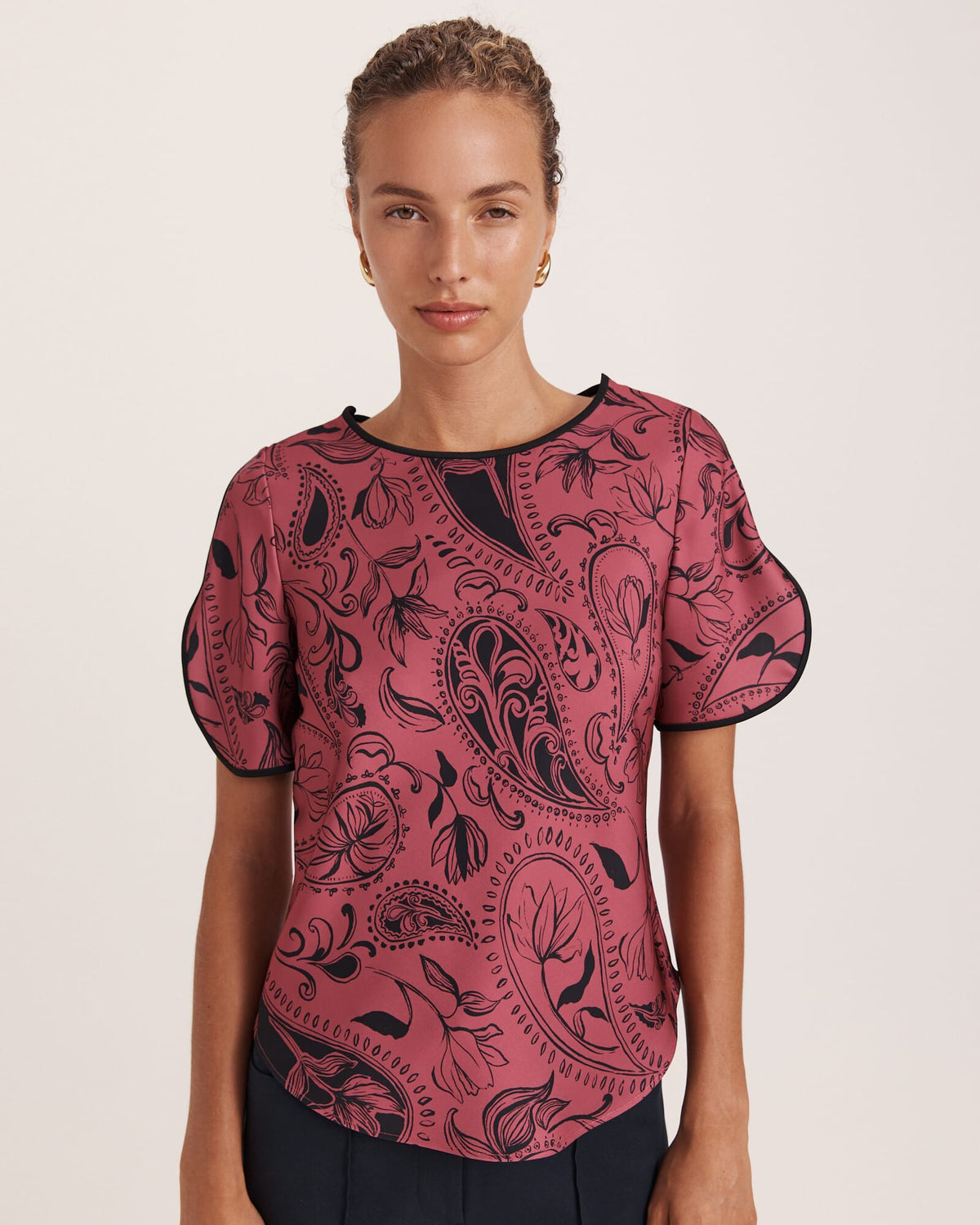 Lakewood Contrast Detail Top